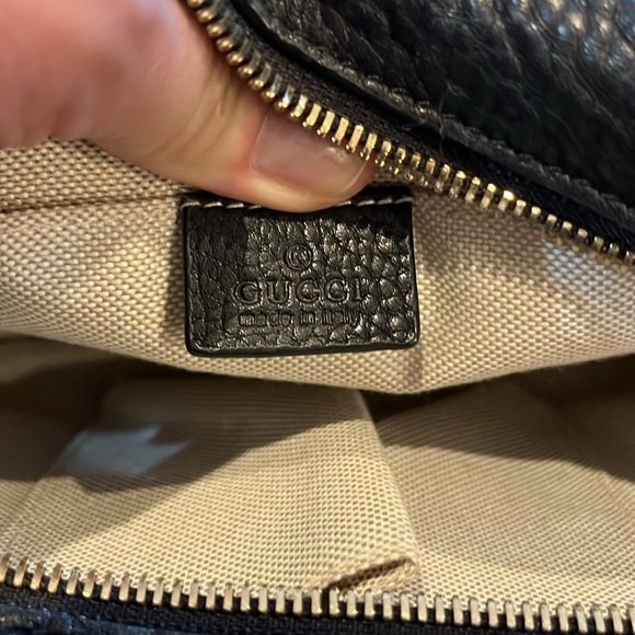 Authentic Gucci Soho Disco Bag Black Pebbled - Picture 10 of 17